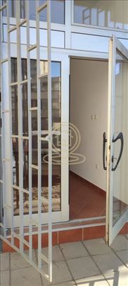 Lokal u centru Novog Sada, 17 m², prizemlje