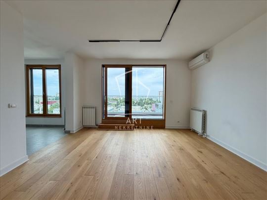 Luksuzan Penthouse 125m2 - West 65 ID#15868