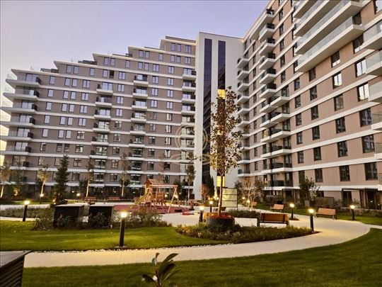 Luksuzan stan 105m² u kompleksu Planet Residence