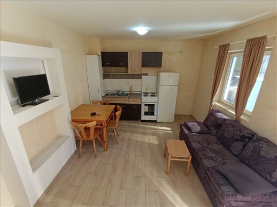 Olimp, Fočanska, 140.000