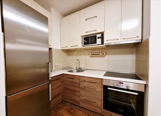 Prodaja Dvoiposobnog Stana Nova Detelinara | 63 m²