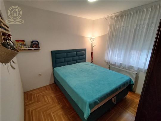 Prodaja dvosobnog stana 42 m² Grbavica – odlična l