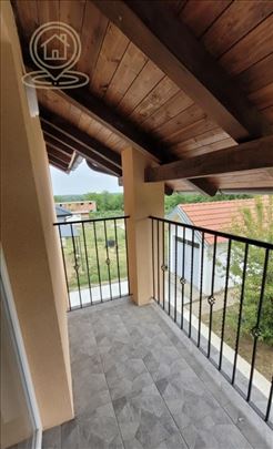 Prodaja kuća Petrovaradin Novi Sad – Porodična kuć