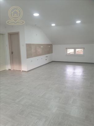 Prodaja trosobnog stana Klisa– 71m2, novogradnja, 