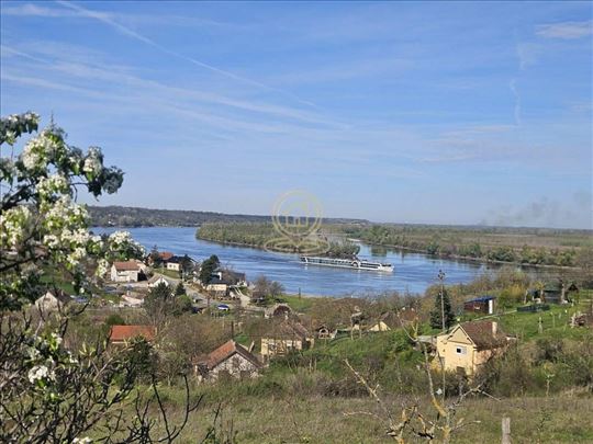Prodaja zemljišta Banoštor – građevinski plac 2106