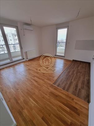 Trosoban, funkcionalan stan 63 m2