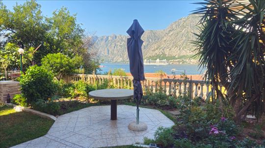 Crna Gora, Prčanj, apartman 