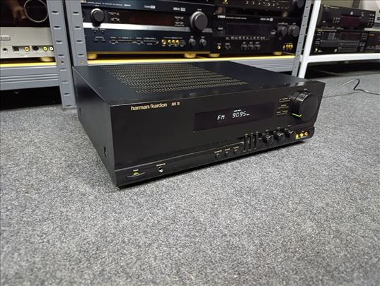 Harman kardon AVR 10 lepo ocuvan