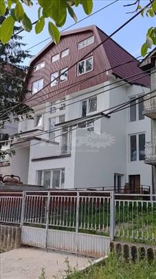 Rakovica, prvi sprat, centar grada na 20 minuta