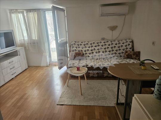 Nameštena garsonjera
