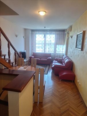 Duplex 3.0 namesten Yu biznis centar