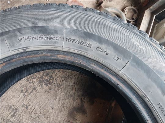 gume za kombi 205/65r16 c 
