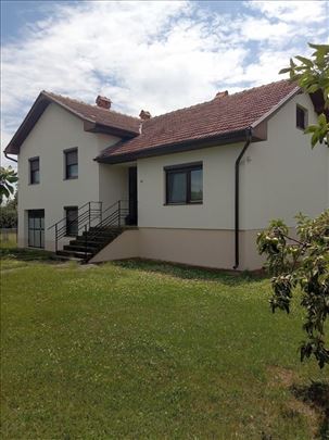 Mladenovac, Crkvine prodaja kuće