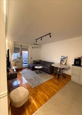 Trosoban stan - Ledine, 48m2