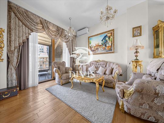 Venizelosova, Dorćol, lux četvorosoban stan, 107m2