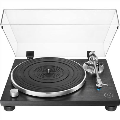 Audio-Technica AT-LPW30BK gramofon / NOVO 