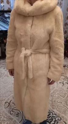  Bunda od nerca 