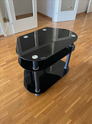 Crni stakleni stočić