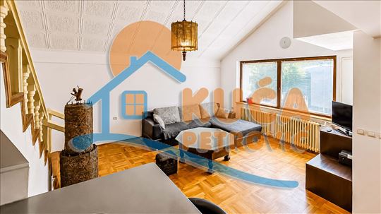 Izdaje se stan u kući sa posebnim ulazom- duplex, 