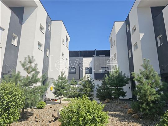 Kuća,Novi Sad,Vidovdansko Naselje,kv: 148.00