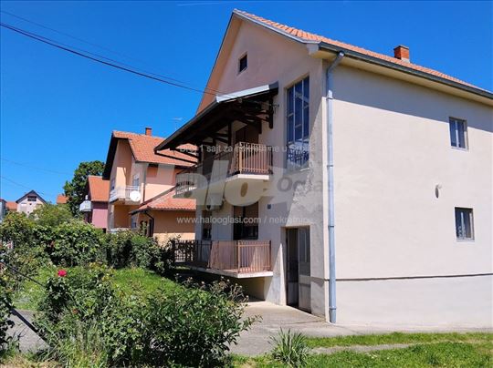 Kuća osnove 92 m2, sama na placu 5 ari, uknjižena
