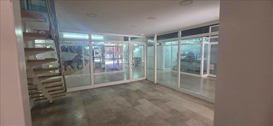 Lokal, T.C. robna kuca dupleks