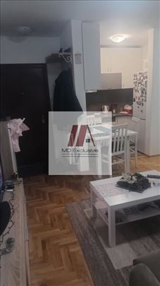Prodaje se dvosoban stan u Mirijevu
