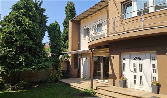 Zemun, Novi Grad, Geteova, 200m² ID#42218