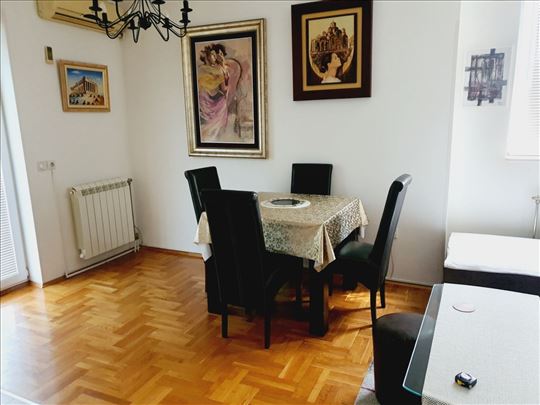 Banjica, Plitvicka, jedoiposoban stan