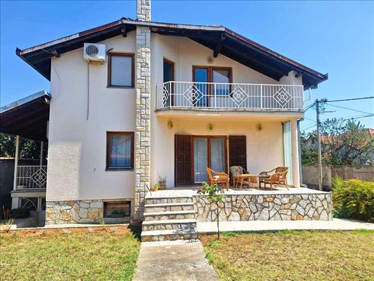 Miljakovačke staze, 320m2, 4.71a plac, ukn