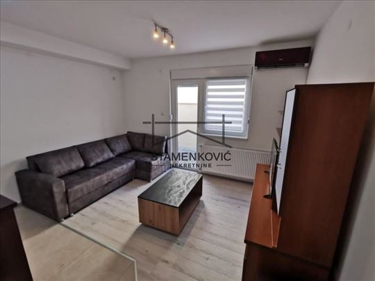 Kompletno Namešten -1.5 soban - 30 m2 pripadajuće