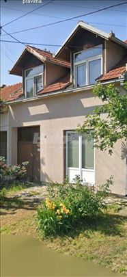 Kuća Pančevo, 5 soba, sa dvorištem, useljiva
