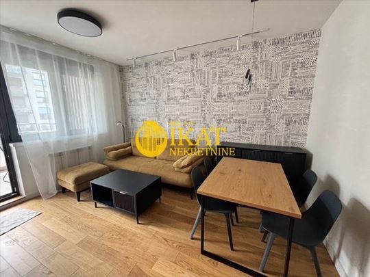 Lion, Subotička 60m2 lux opremljen stan
