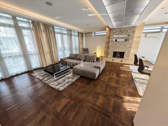 Luksuzan stan, Dedinje 148m2