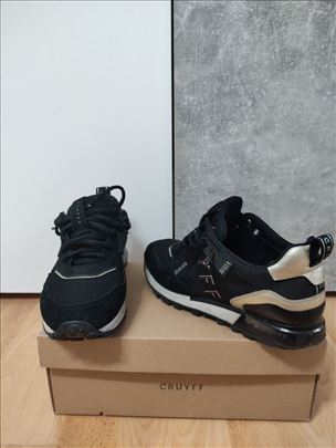 Patika CRUYFF -br.38 