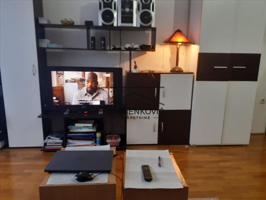 Prodaje se garsonjera u Veselina Masleše ID#6860