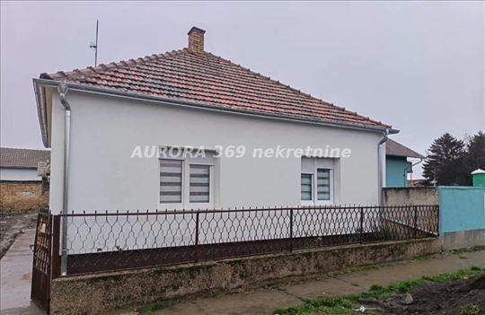 Žabalj, Fenomenalna, Renovirana KuĆa 90m²