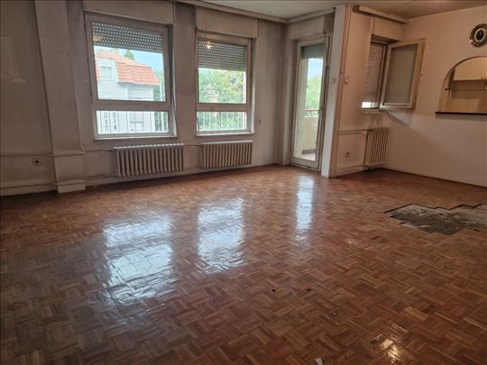 Banovo brdo Požeška ispod pijace