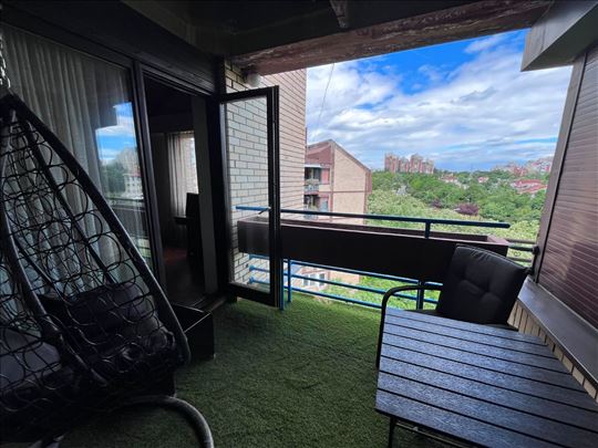 Cerak Vinogradi - četvorosoban stan | 95 m²