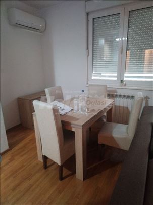 Đeram pijaca useljiv, sređen 630