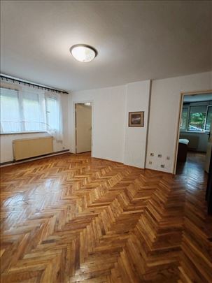 Dvoiposoban Novi Beograd, useljiv, uknjižen
