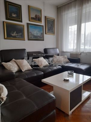 Dvosoban stan Dorcol