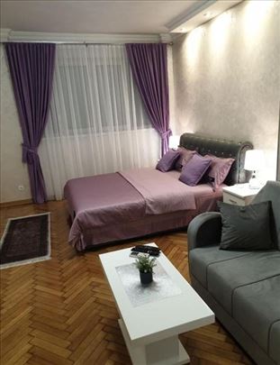 Gospodar Jovanova,namešten komplet stan,50m2