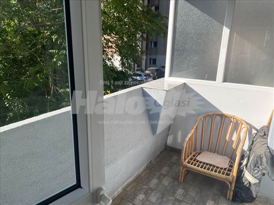 Klinički centar, renoviran + terasa