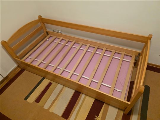 Krevet od punog drveta dimenzija 90x200