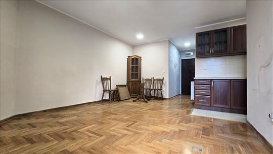 Stan u novijoj zgradi, 32m2