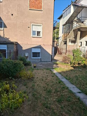 Trosba stan+ 35 kvm PSUT +1.6 a paca