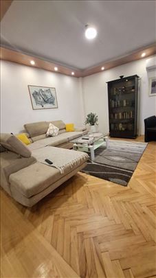 Bulbulder, Slavujev venac, 3.0, lux