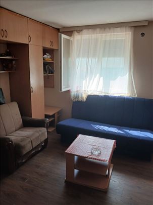 Hitna prodaja! Dvosoban stan u Bagremaru