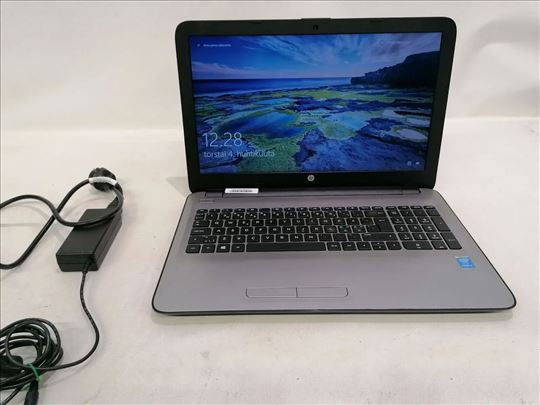 HP Pavilion 15/ i3-5005u/ 6GB DDR3/ 128GB SSD/ 15.